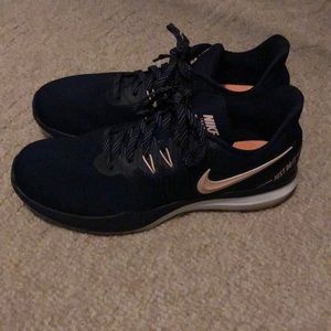 Nike In Season TR 8 Women’s Sneakers